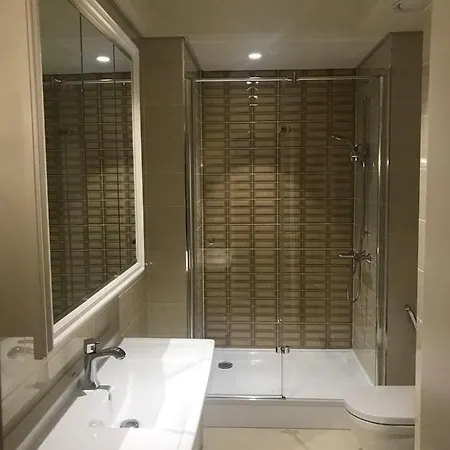 Emaar Square Mall Unalan Mahallesi, Libadiye Cd No:81, 34700 Uskudar/istanbul, تركيا * Istanbul